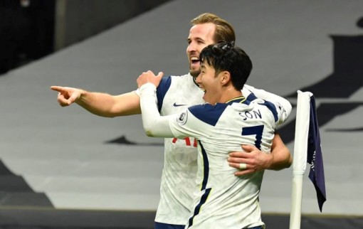 Thắng Arsenal 2-0, Tottenham trở lại ngôi đầu bảng