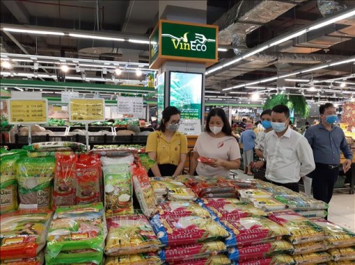 Đảm bảo cung cầu, bình ổn thị trường dịp Tết Nguyên đán Tân Sửu 2021