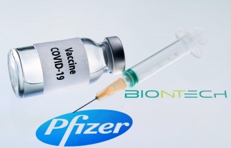 Dịch bệnh COVID-19: Canada phê duyệt vắcxin của Pfizer-BioNTech