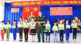 Xuất quân thực hiện các hoạt động “Tết quân – dân” năm 2021 tại Thoại Sơn