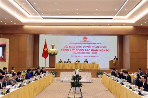 Thủ tướng chủ trì Hội nghị trực tuyến toàn quốc tổng kết công tác giảm nghèo