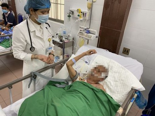 Cứu sống 2 bệnh nhân xuất huyết não do vỡ túi phình nguy kịch