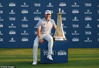 Tay golf 47 tuổi gây sốc khi vô địch Race to Dubai