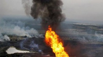 Vỡ đường ống dẫn dầu gây hỏa hoạn ở khu vực Tây Nam Iran