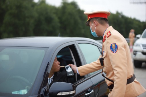 CSGT cả nước mở đợt ra quân cao điểm
