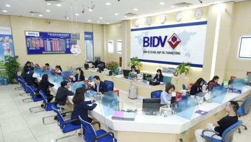 Tăng hạn mức tín dụng, ngân hàng tiếp tục giảm lãi ‘cứu’ doanh nghiệp