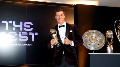 Lewandowski giành danh hiệu Cầu thủ hay nhất năm của FIFA