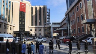 Máy thở bốc cháy, 8 bệnh nhân Covid-19 ở Thổ Nhĩ Kỳ tử vong