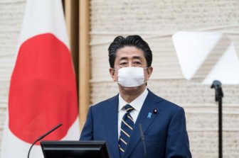 Cựu Thủ tướng Abe Shinzo bị thẩm vấn