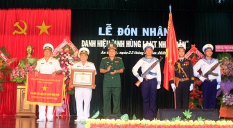 Lữ đoàn 962 đón nhận danh hiệu Anh hùng Lực lượng vũ trang nhân dân