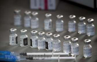 BioNTech có thể sản xuất vắcxin chống biến thể COVID-19 trong 6 tuần