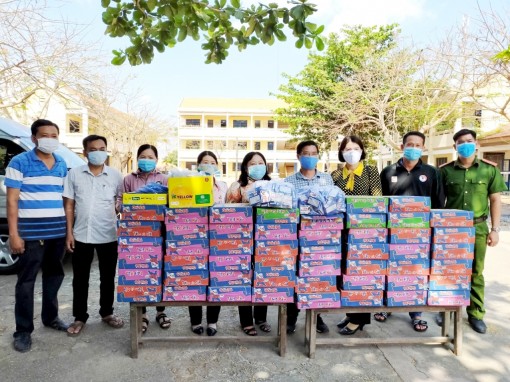 Phụ nữ An Phú tham gia xây dựng Đảng, chính quyền