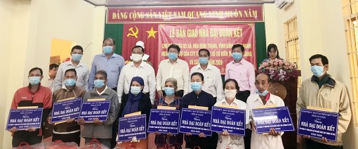 An Giang: Trao 60 căn nhà Đại đoàn kết cho hộ nghèo, hộ cận nghèo huyện Châu Thành