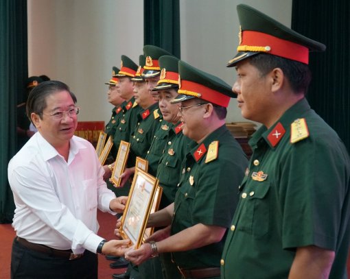 Cần Thơ: Tiếp tục thực hiện chặt chẽ các biện pháp phòng, chống dịch COVID-19 trong tình hình mới