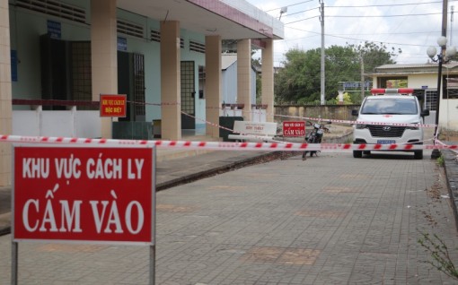 Sáu người đi chung xe với bệnh nhân 1452 có kết quả xét nghiệm âm tính với virus SARS-CoV-2