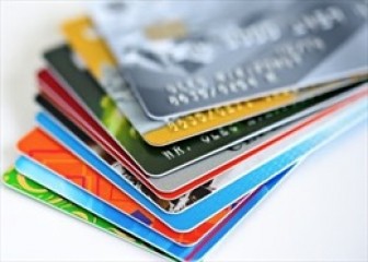 Dừng phát hành thẻ từ ATM từ ngày 31-3-2021