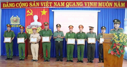 Công an huyện Chợ Mới: tổng kết công tác Công an năm 2020