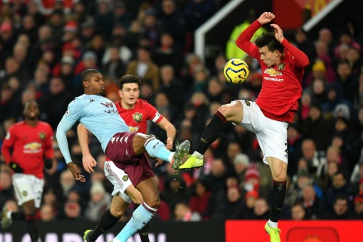 Man United - Aston Villa: Chiến thắng chào năm mới