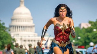 Bắc Mỹ 'phải lòng' siêu anh hùng Diana Prince