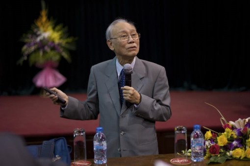 Nhà thiên văn học nổi tiếng thế giới Nguyễn Quang Riệu qua đời vì Covid-19