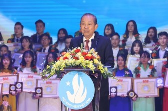 Phó Thủ tướng Thường trực trao giải ‘Sinh viên 5 tốt’ và ‘Sao Tháng Giêng’ năm 2020