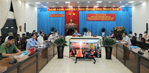 Ngành nội chính Đảng: Khắc phục những “khoảng trống, khe hở” để không thể tham nhũng