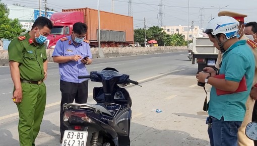 Va chạm giao thông làm 1 cụ bà tử vong