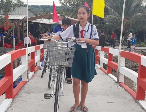 Cà Mau: Đã có cầu bắc qua sông Tần Dện