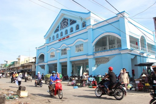 Chợ Châu Đốc: Diện mạo mới khang trang, văn minh