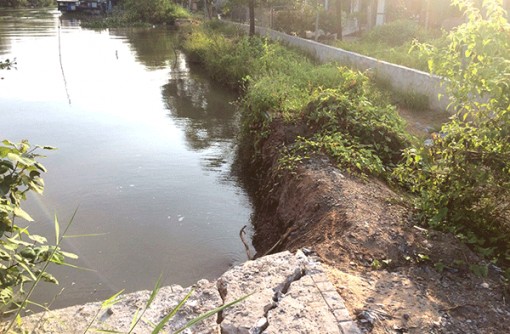 Cần Thơ: Sạt lở nghiêm trọng, giao thông gián đoạn