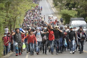 Mexico thắt chặt biên giới ngăn chặn dòng người di cư