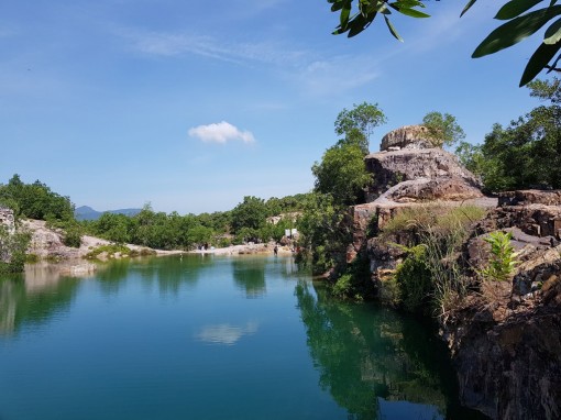 Tri Tôn chuẩn bị đón xuân