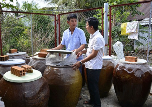 Thơm ngon nước mắm Hương Ðồng