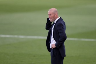 Real Madrid đòi sa thải Zidane, Chủ tịch Perez không nỡ