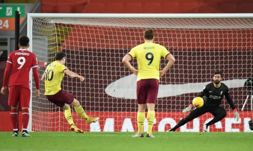 Liverpool thua bạc nhược: Dậy sóng ở Anfield