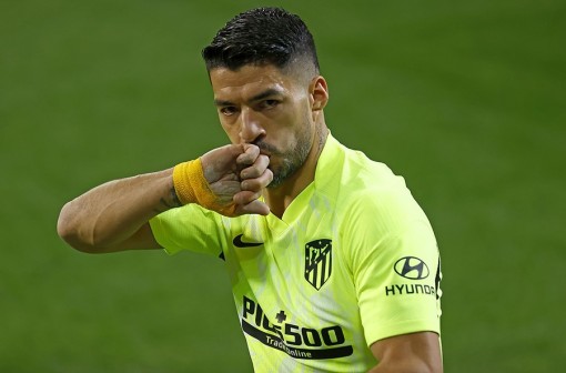 Suarez gánh team, Atletico cắt đuôi Real và Barca