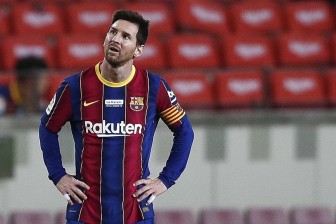 PSG trả lương 50 triệu euro ký Messi