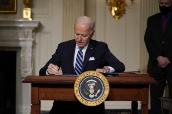 Tổng thống Mỹ Joe Biden ký các sắc lệnh hành pháp chống biến đổi khí hậu