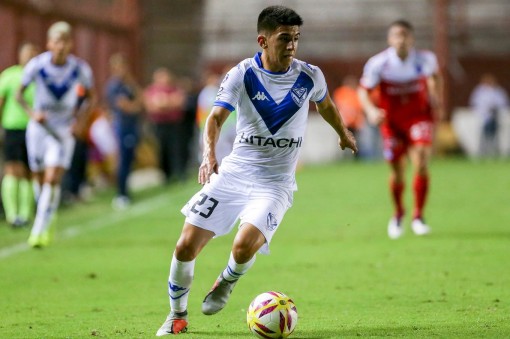 MU sắp có Almada, Liverpool dứt điểm Militao