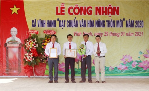 Xã Vĩnh Hanh đạt chuẩn “Xã văn hóa nông thôn mới”