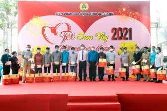 Liên đoàn Lao động tỉnh An Giang tổ chức Chương trình “Tết sum vầy- Kết nối yêu thương” năm 2021