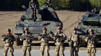Đức tăng chi tiêu quốc phòng lên mức cao kỷ lục trong năm 2021