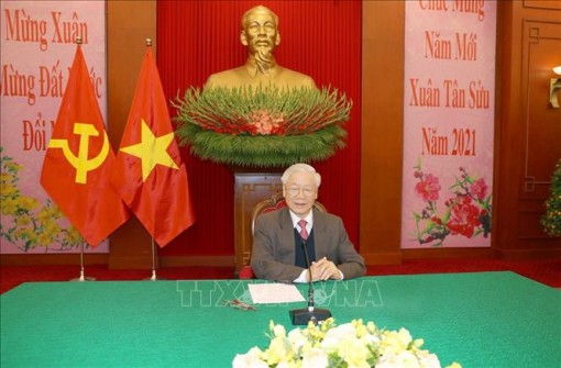 Tổng Bí thư, Chủ tịch nước Nguyễn Phú Trọng và Tổng Bí thư, Chủ tịch nước Trung Quốc Tập Cận Bình tiến hành điện đàm