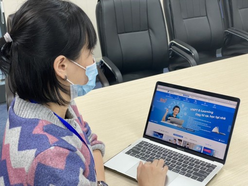 Nhiều trường đại học thông báo dạy trực tuyến sau Tết