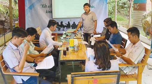 Truyền cảm hứng cho người trẻ khởi nghiệp