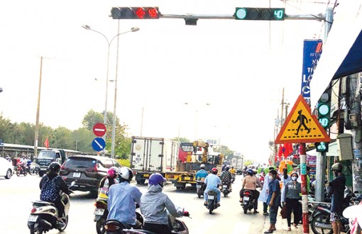 Sẽ bố trí biển báo phụ tại nút giao trước cổng Bệnh viện Ða khoa Trung ương Cần Thơ