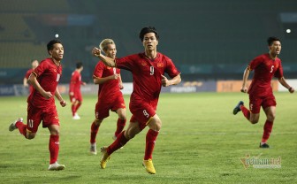 Việt Nam không đăng cai vòng loại World Cup, thầy Park hết cách ly