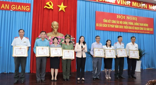 Tăng cường công tác phòng, chống tham nhũng