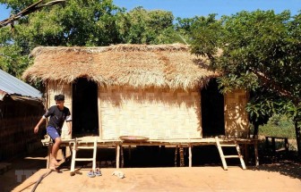 Phục dựng nhà dài để giữ gìn bản sắc văn hóa truyền thống dân tộc Mạ