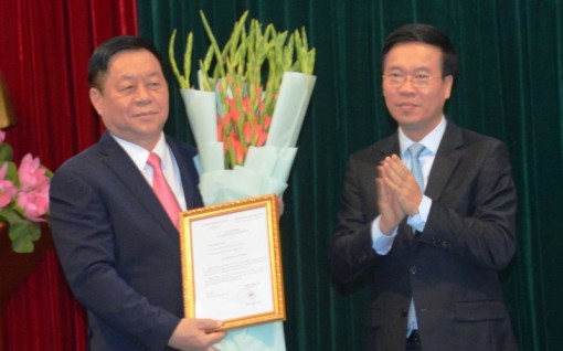 Đồng chí Nguyễn Trọng Nghĩa giữ chức Trưởng Ban Tuyên giáo T.Ư